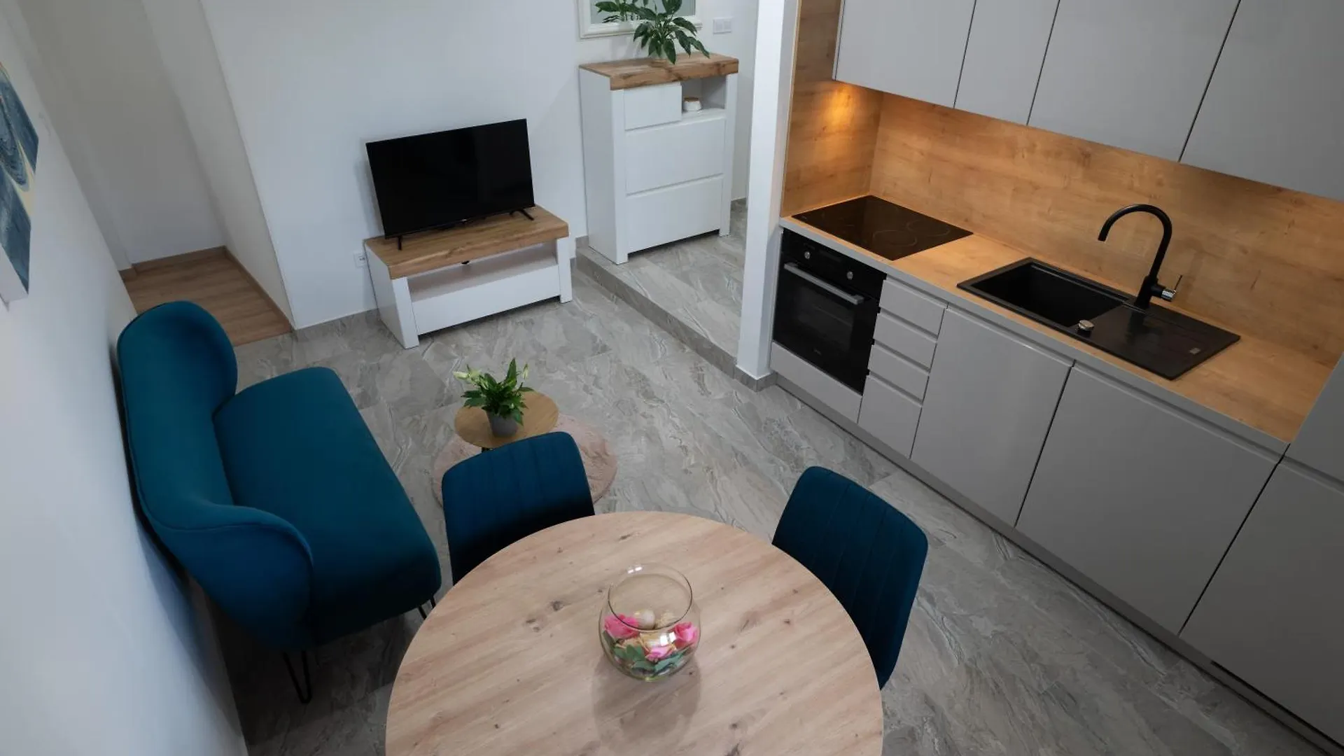 Apartman Adeo, Uvala Jazine, זאדאר